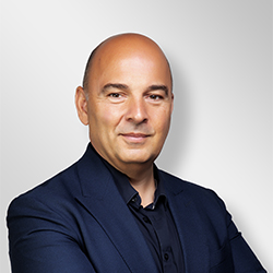 Cédric Derville VP Logistics & Operations France.